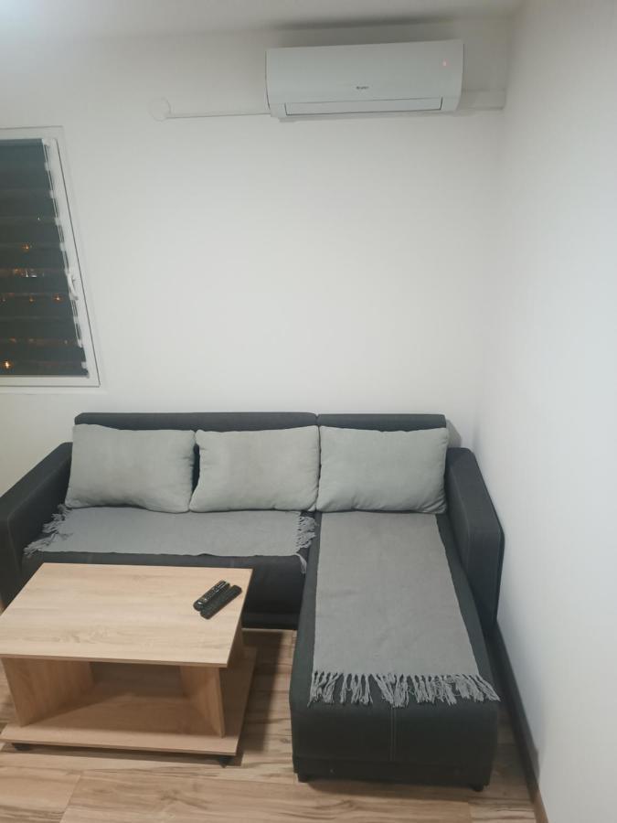 Stan Na Dan Im Apartment Užice Екстериор снимка