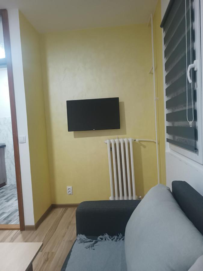 Stan Na Dan Im Apartment Užice Екстериор снимка