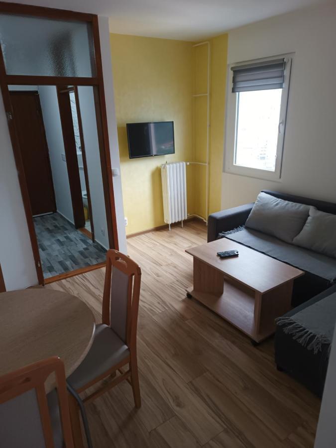 Stan Na Dan Im Apartment Užice Екстериор снимка