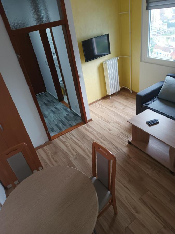 Stan Na Dan Im Apartment Užice Екстериор снимка