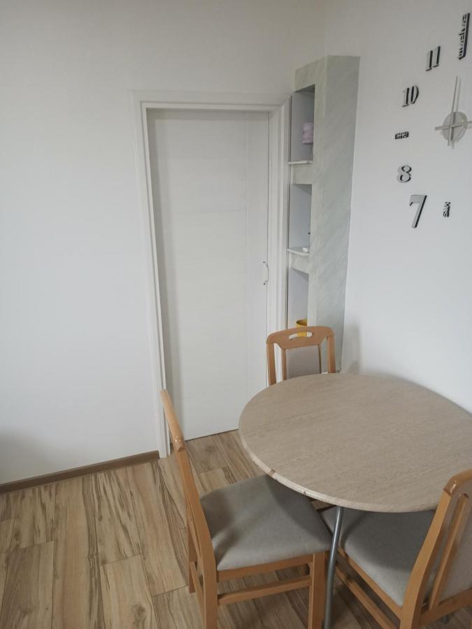 Stan Na Dan Im Apartment Užice Екстериор снимка